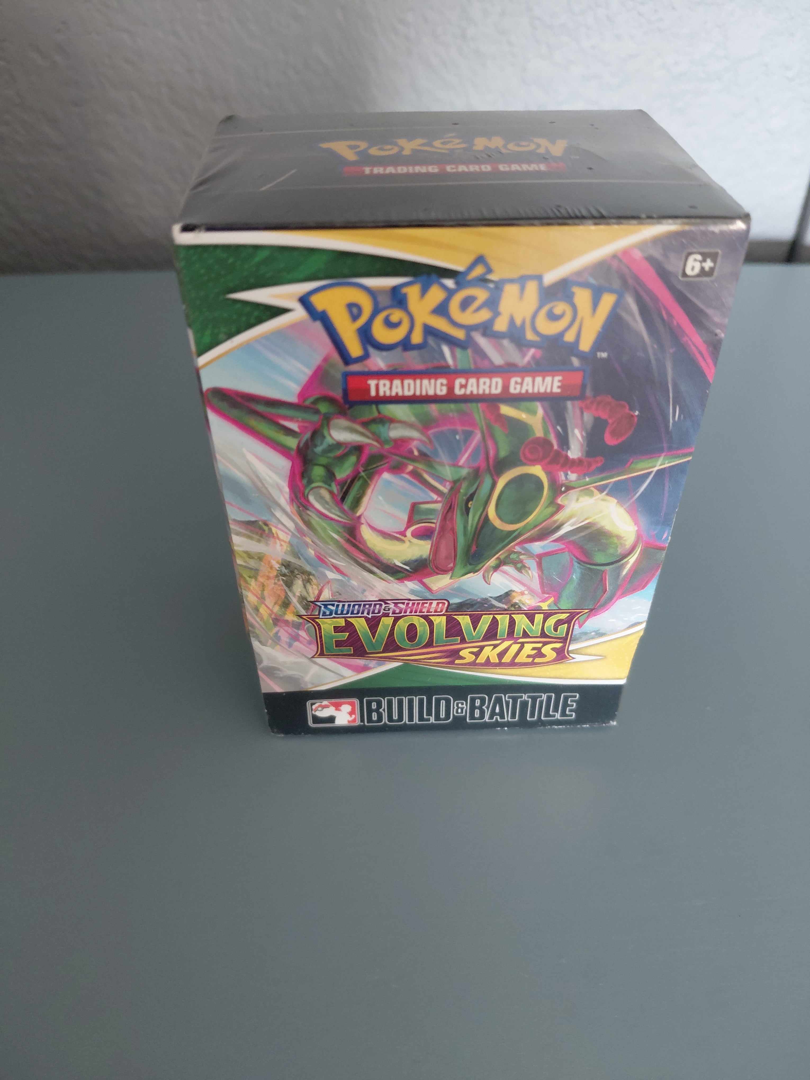 Pokémon Evolving Skies Build & Battle Box - SWSH07