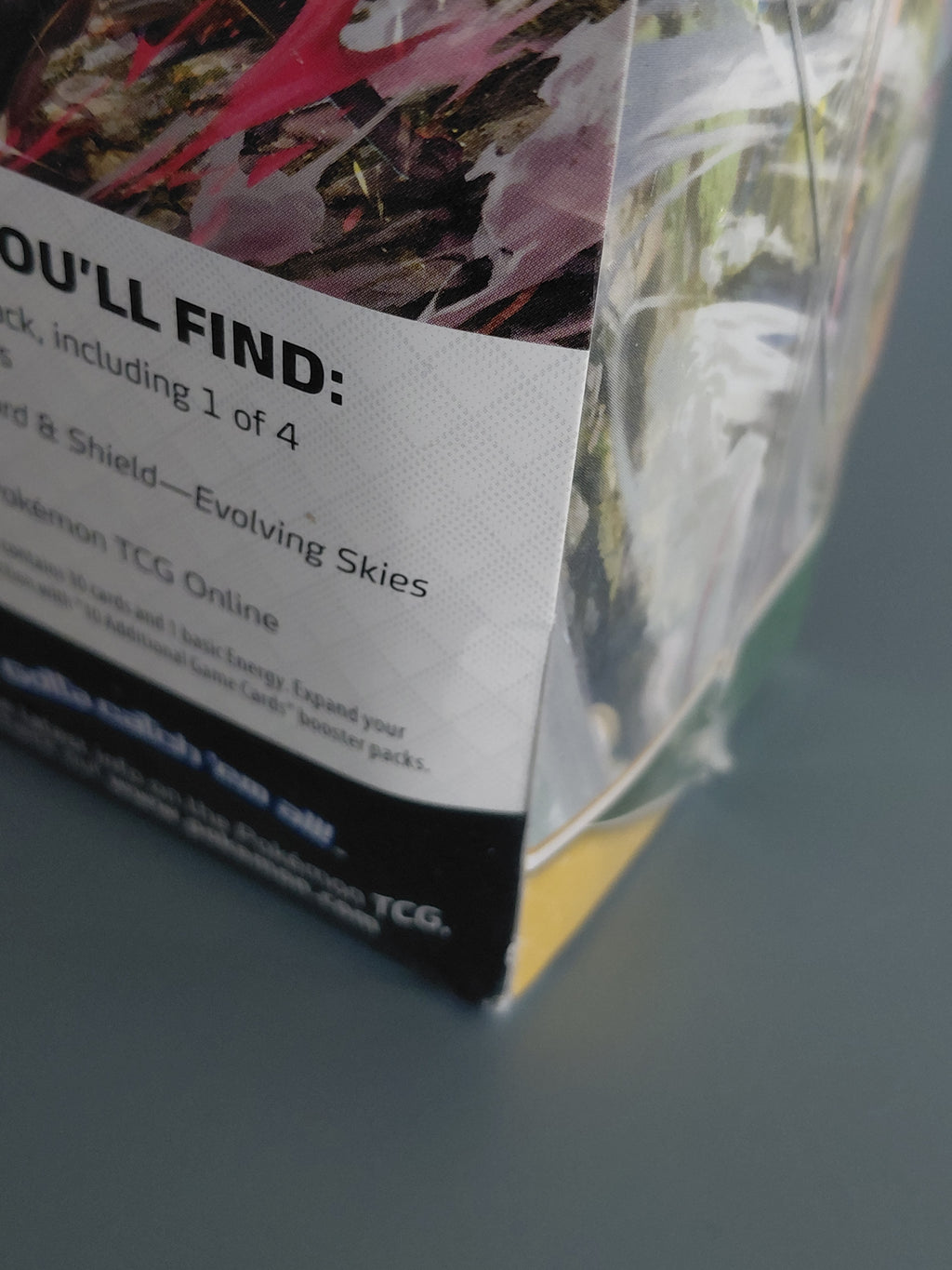Pokémon Evolving Skies Build & Battle Box - SWSH07