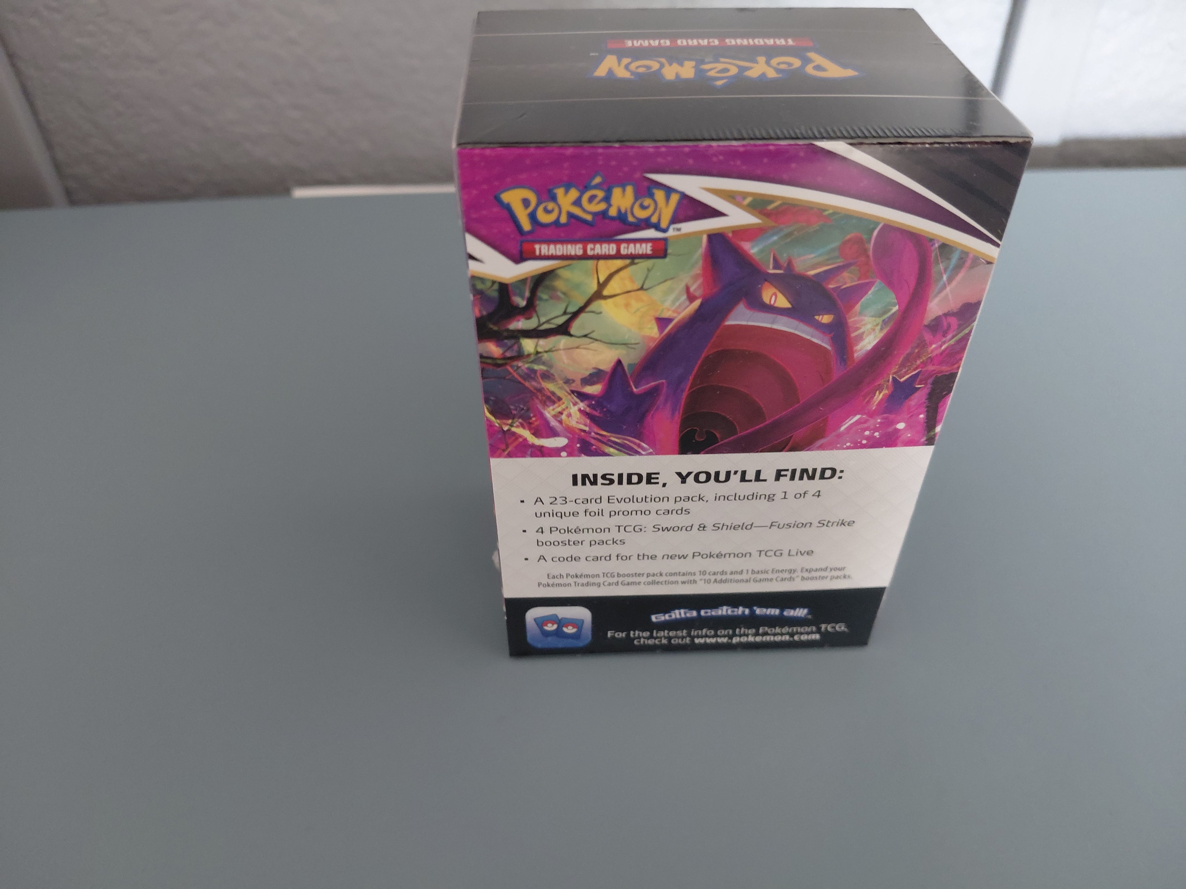 Pokémon Fusion Strike Build & Battle Box - SWSH08: Fusion Strike
