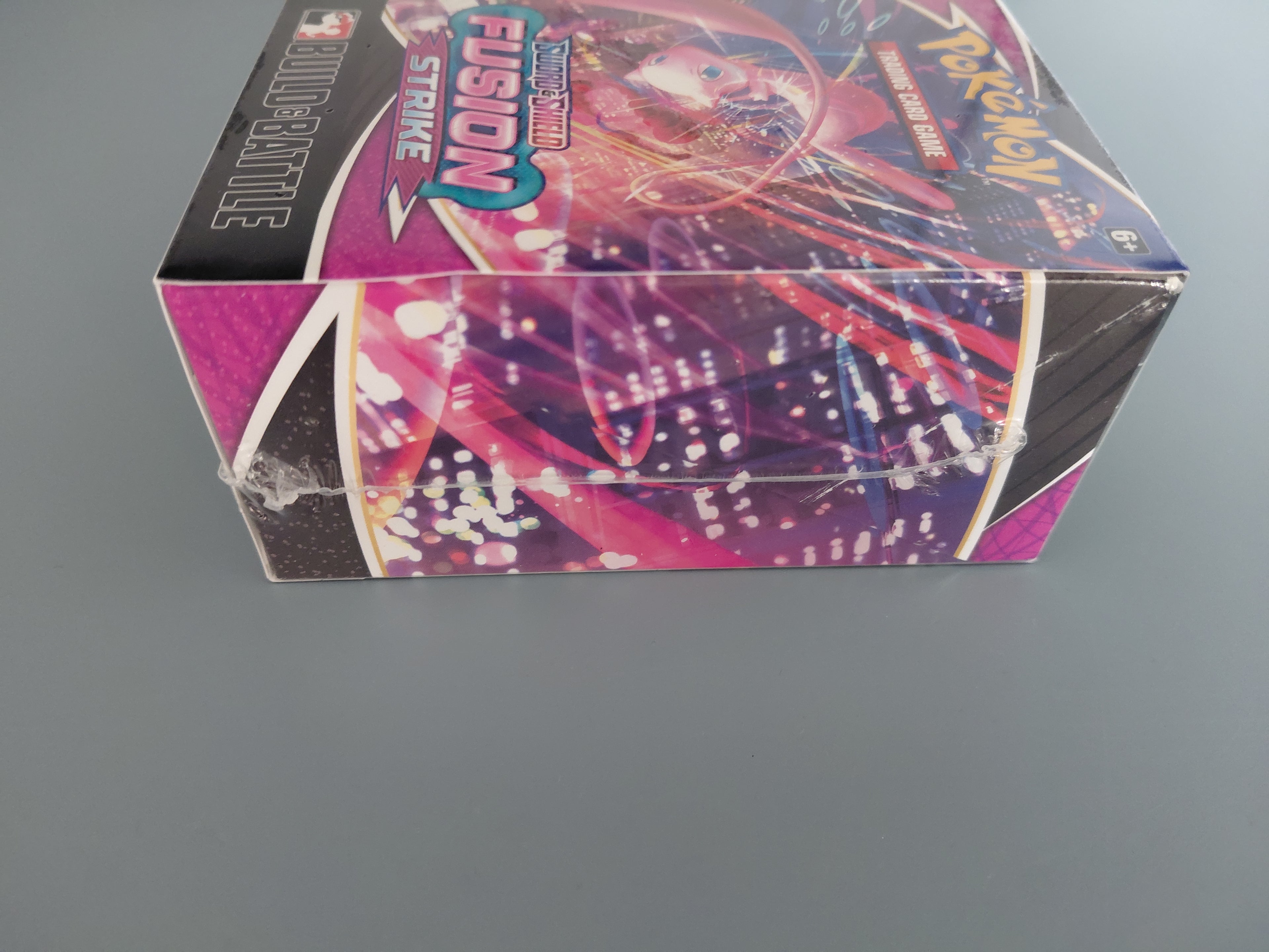 Pokémon Fusion Strike Build & Battle Box - SWSH08: Fusion Strike